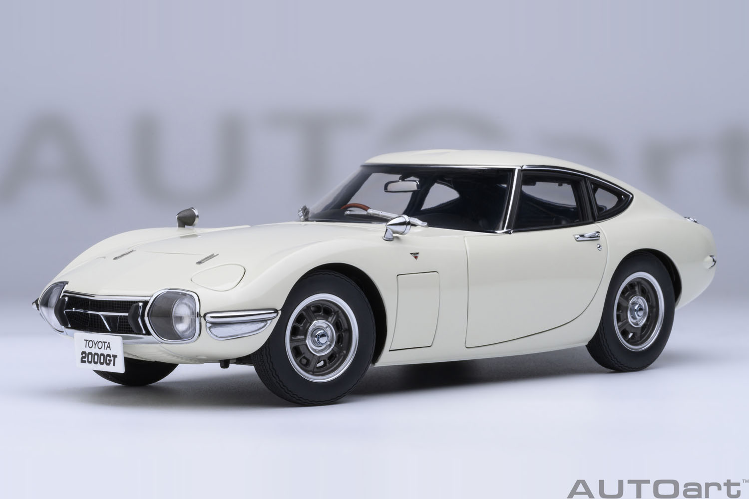 79546 1/18 トヨタ 2000GT 1967 (ホワイト)