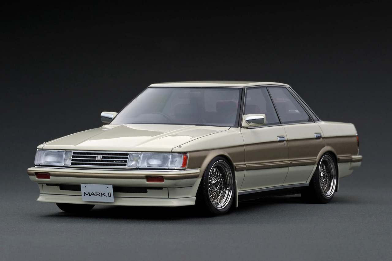 IG3821 IGモデル 1/18 Toyota MarkⅡGrande (GX71) Pearl White/Gold