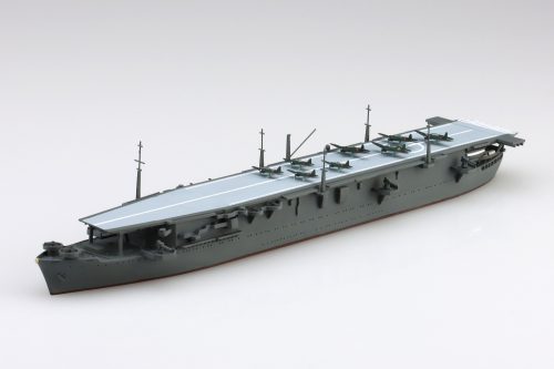 1/700 ウォーターライン No.207 日本海軍 航空母艦 大鷹