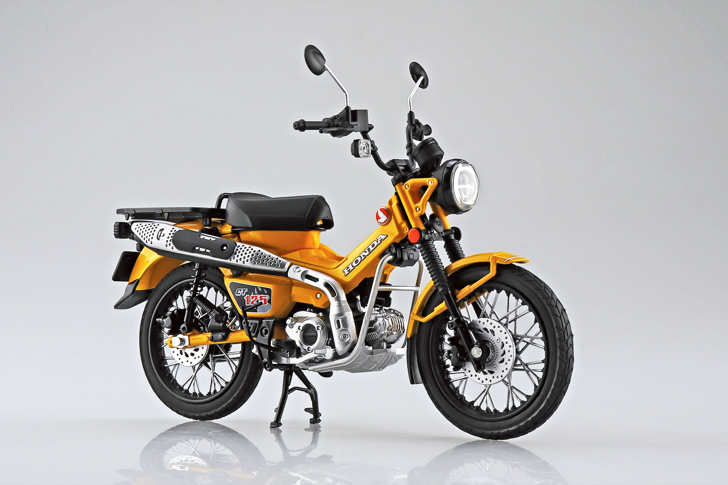 1/12 完成品バイク Honda CT125 ハンターカブ ターメリックイエロー