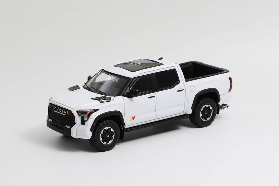 KS064-490 GCD 1/64 トヨタ タンドラ TRD PRO - (LHD) - ホワイト