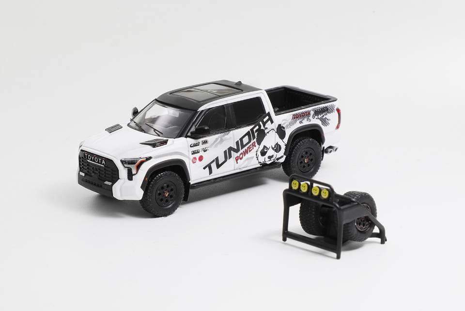 KS064-495 GCD 1/64 トヨタ タンドラ TRD PRO - (LHD) - (アクセサリー付) ホワイト/Art