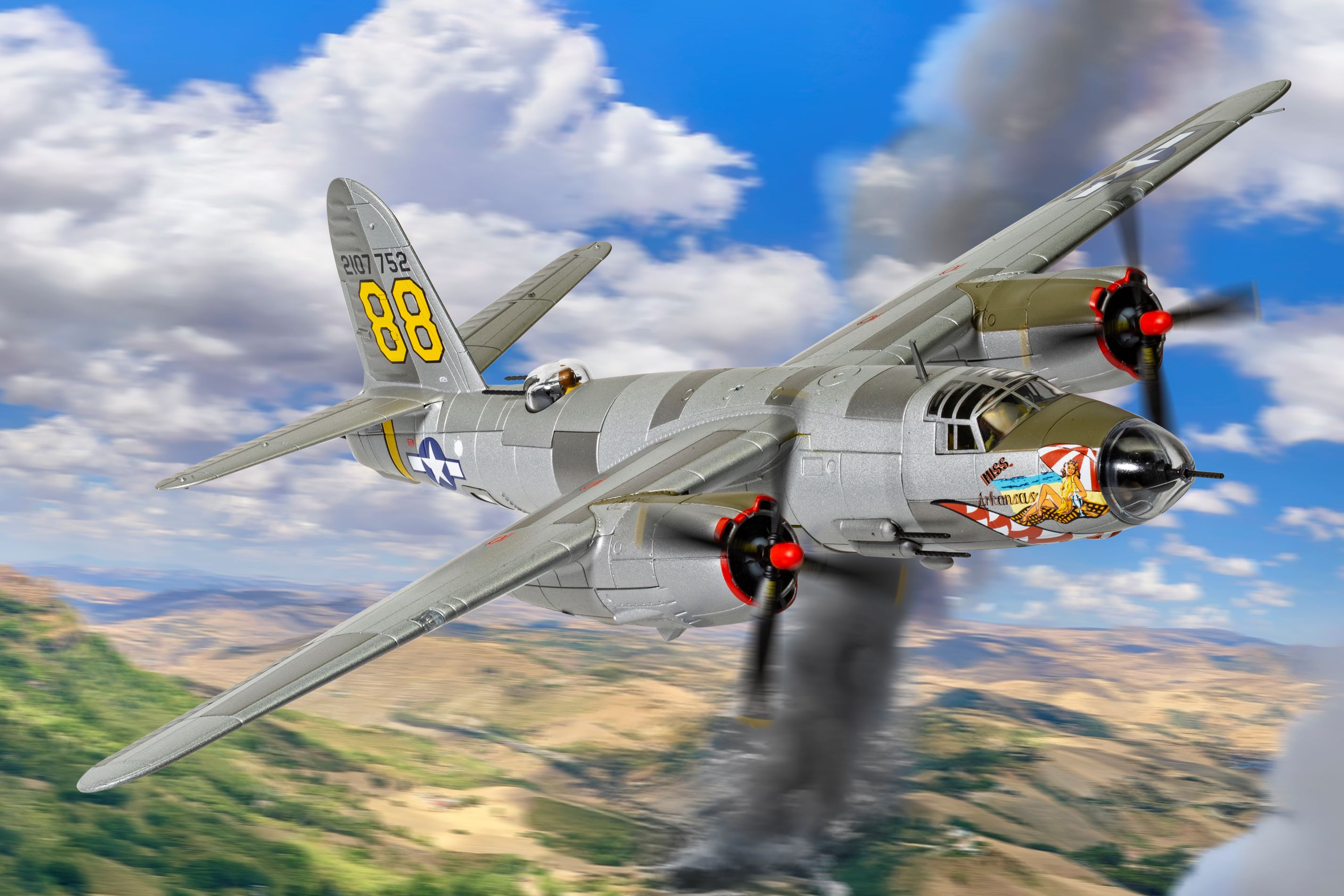 CCGAA29502 CORGI 1/72 マーチン B-26C-45-MO マローダー 'ミス・アーカンソー' 第12アメリカ空軍 レオ・A・ランプマン中尉