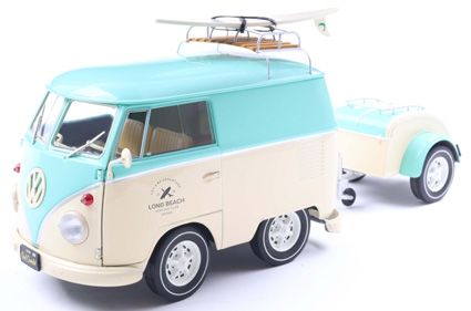 S1810905 SOLIDO 1/18 クール コンビ 2024 (ミント/ホワイト)