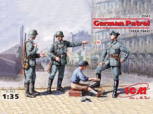 35561 ICM 1/35 ドイツパトロール(歩兵&靴磨少年 1939-42)