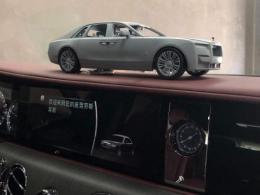 新品 HHJL211105 1/18 Rolls Royce Ghost Extended Wheelbase Champagne Gold 50台限定
