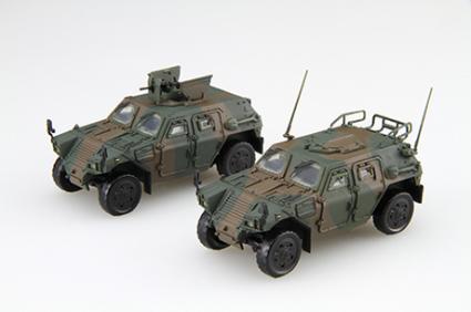 ML-18EX-1 陸上自衛隊 軽装甲機動車(中隊長車/機関銃搭載車)各1両入り特別仕様(発射発煙弾付き/小隊長車)