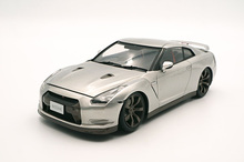 ID-2 1/24 インチアップシリーズ No.2 NISSAN GT-R