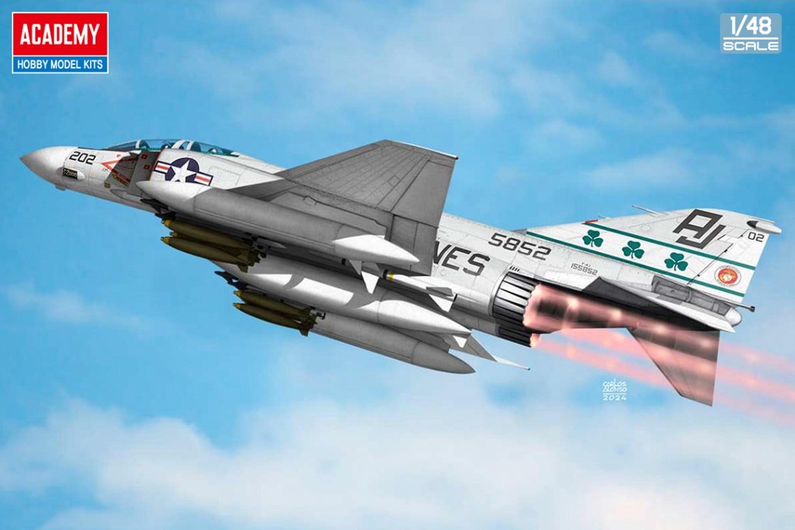 12356 アカデミー 1/48 F-4J ファントムⅡ  'VMFA-333 シャムロックス'