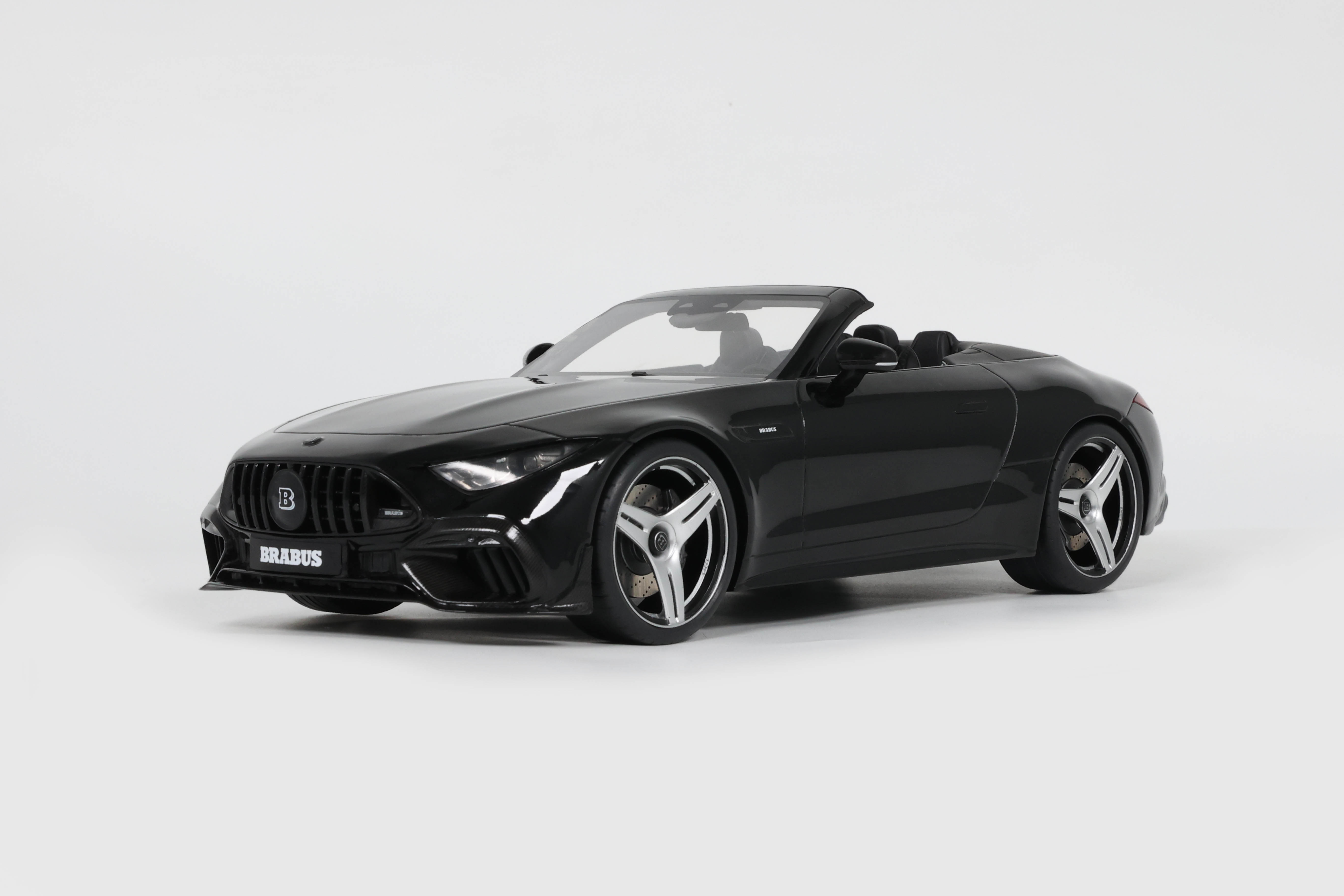 GTS503 GT SPIRIT 1/18 ブラバス 750 ボド・ブッシュマン エディション 2023 (ブラック)