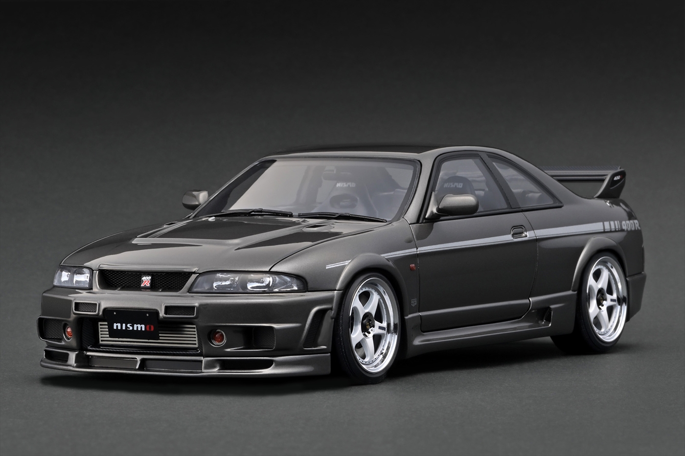 IG3656 IGモデル 1/18 NISMO 400R (BCNR33) Dark Grey Metallic