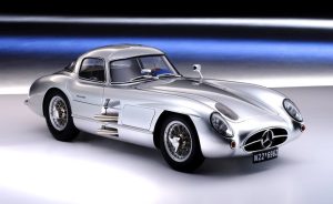05633 ドイツレベル 1/24 メルセデス・ベンツ300 SLR 70周年記念ギフトセット