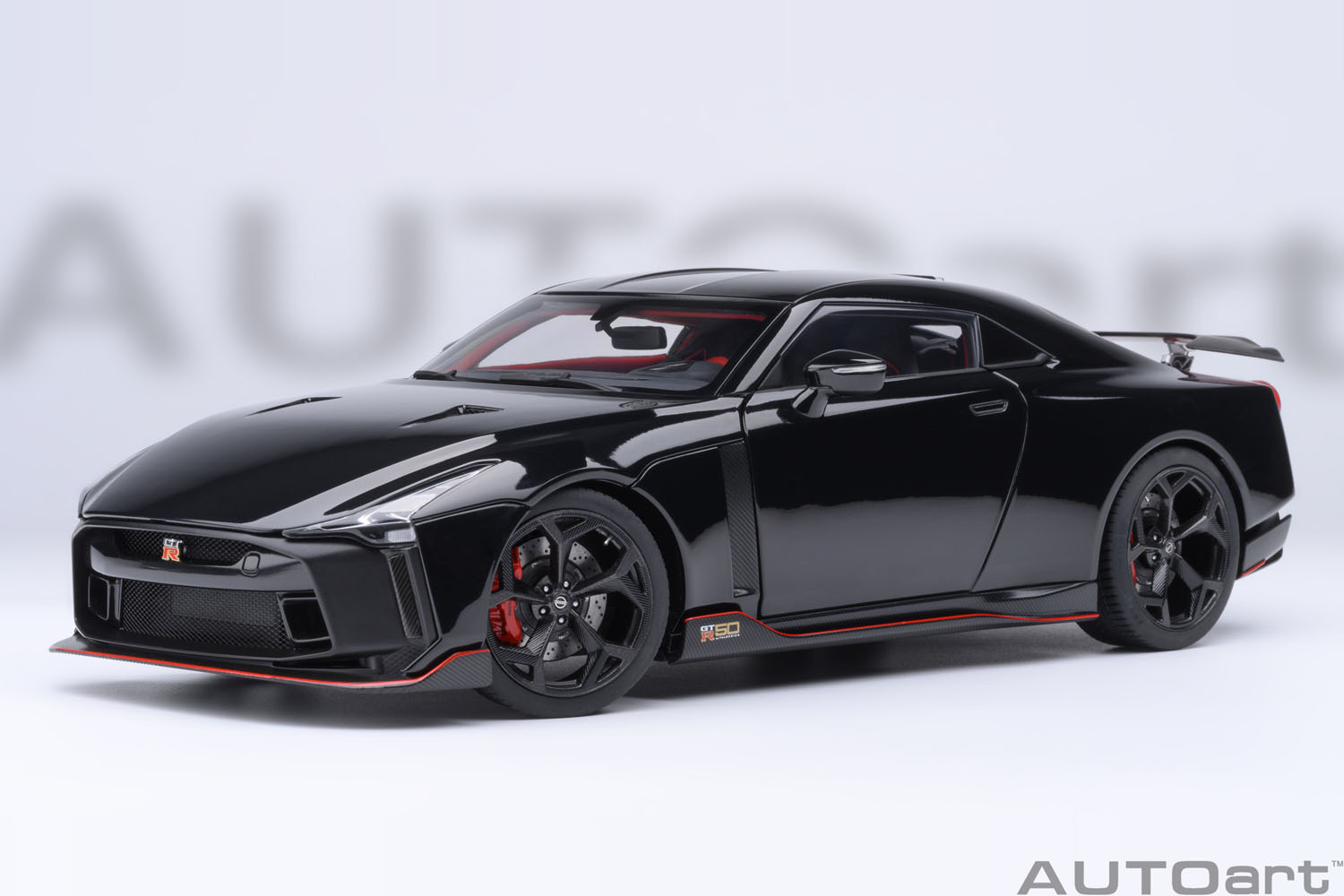 77513 1/18 NISSAN GT-R50 by ITALDESIGN (ブラック/マット・ブラック)