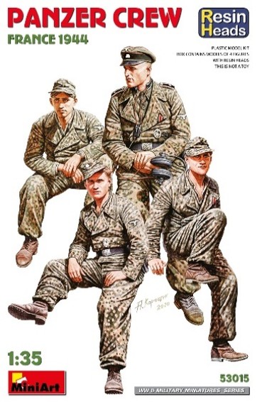 MA53015 ミニアート 1/35フランス 戦車クルー  1944年 頭部レジン製