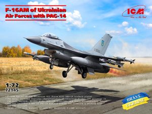 72145 ICM 1/72 ウクライナ空軍 F-16AM  w/ PAG-14