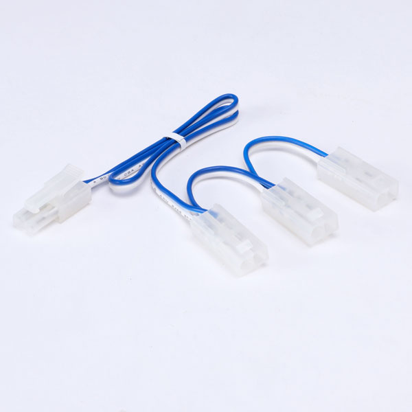 24-833 3分岐コネクター(30cm)