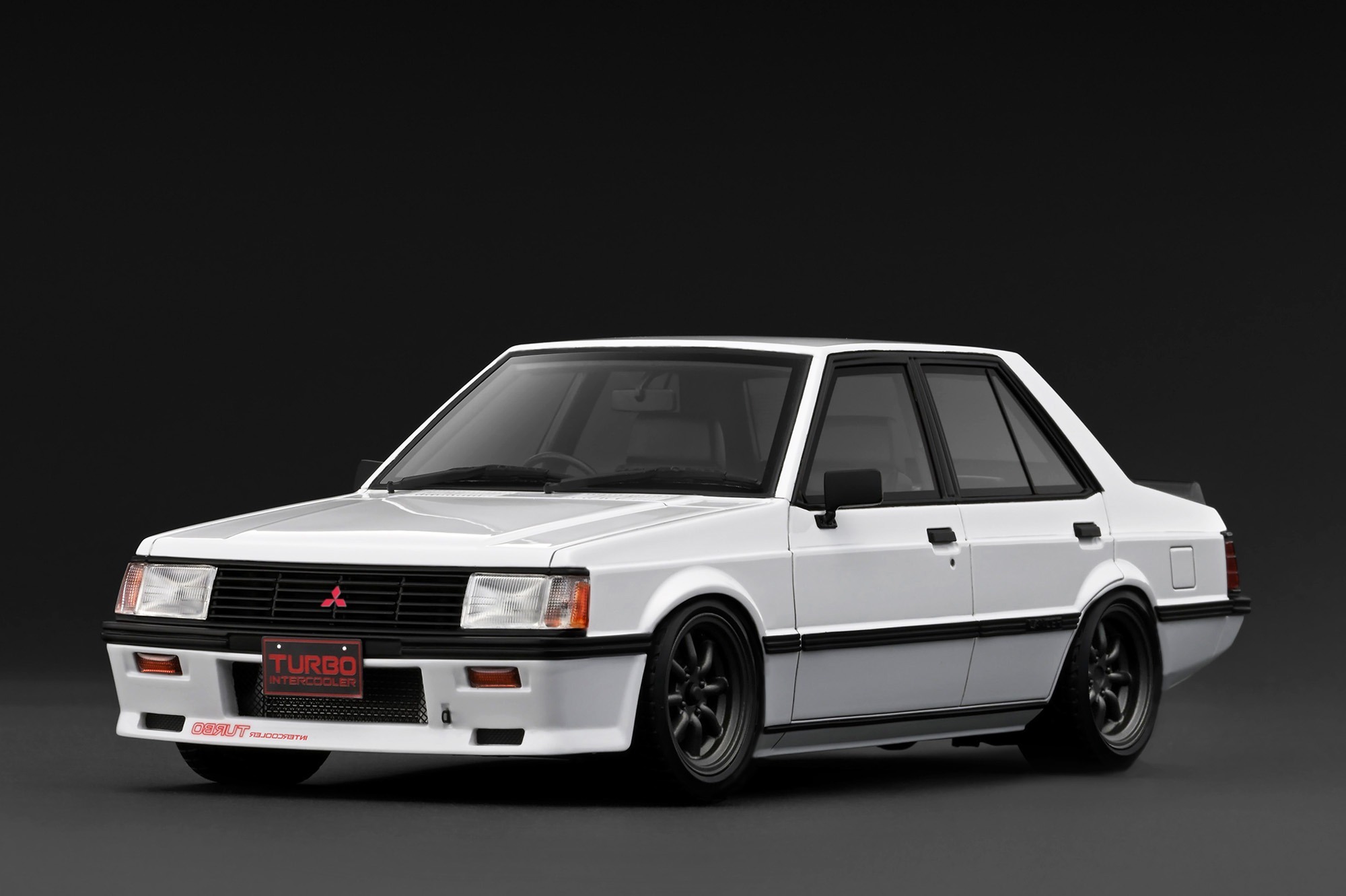 IG3963 IGモデル 1/18 Mitsubishi Lancer EX GSR Turbo (A175A) White