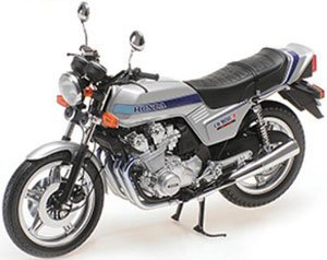 122161904 MINICHAMPS1/12 ホンダ CB 900 ボルドール 1978 シルバー