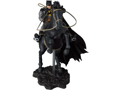 MAFEX BATMAN & HORSE (The Dark Knight Returns)