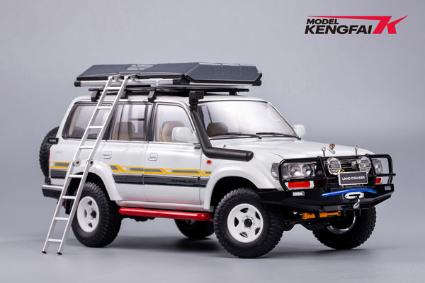 TK-KF032-4 KENGFAI 1/18 Toyota Land Cruiser VX-R (LC80) Refitted White