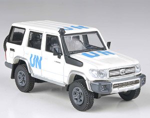 PA-55319 JADI 1/64 トヨタ ランドクルーザー LC76 2014  United Nations LHD