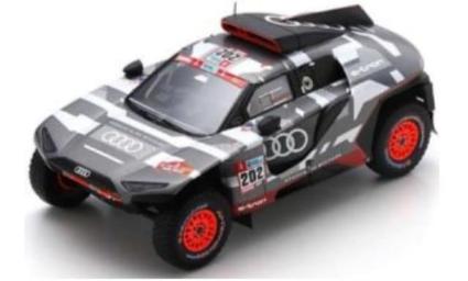 18S827 1/18 Audi RS Q e-tron No.202 Dakar 2022 C. Sainz - L. Cruz